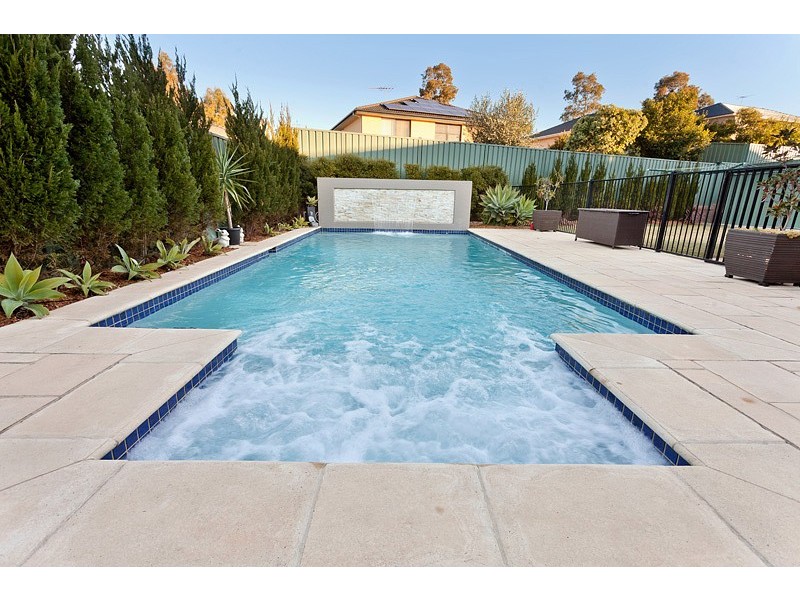 6 Branksome Way, Glenmore Park NSW 2745
