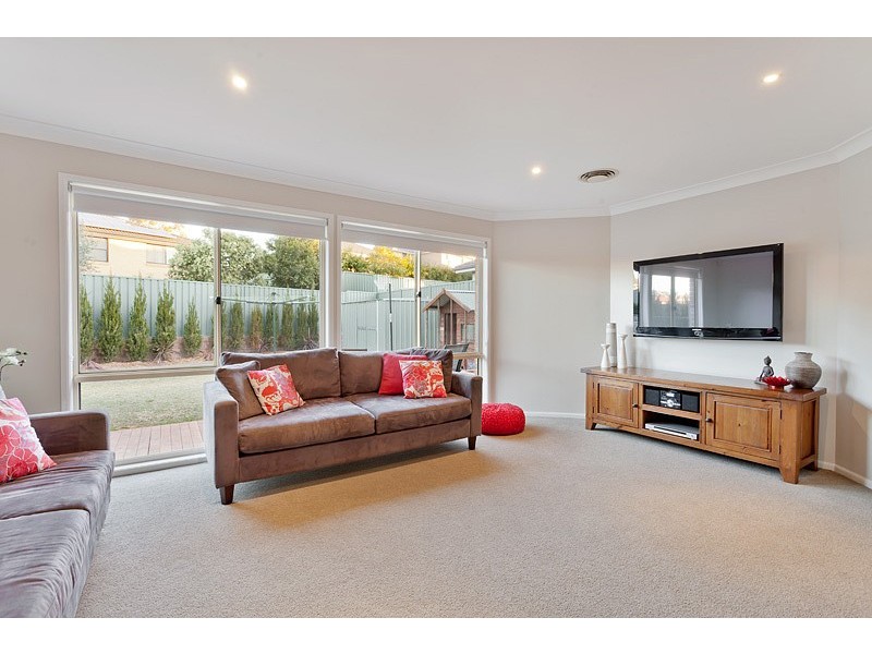 6 Branksome Way, Glenmore Park NSW 2745