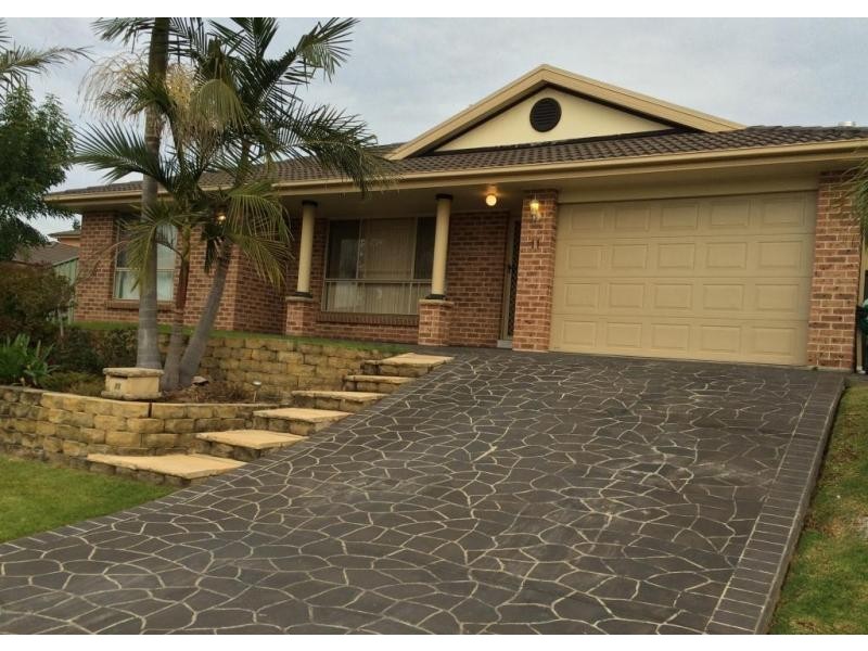 11 Coco Drive, Glenmore Park NSW 2745