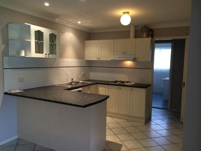 11 Coco Drive, Glenmore Park NSW 2745