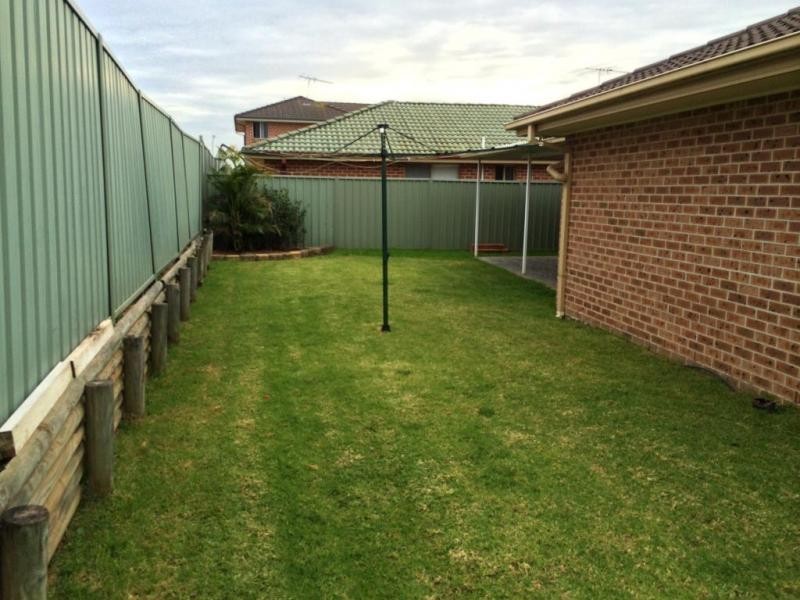 11 Coco Drive, Glenmore Park NSW 2745