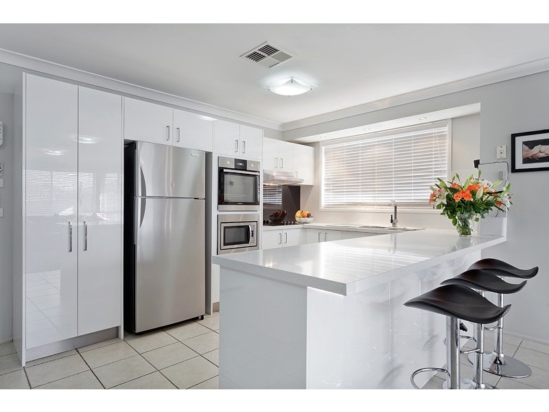 30 Kobina Ave, Glenmore Park NSW 2745