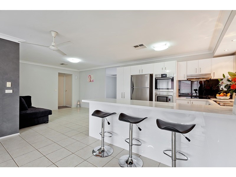 30 Kobina Ave, Glenmore Park NSW 2745