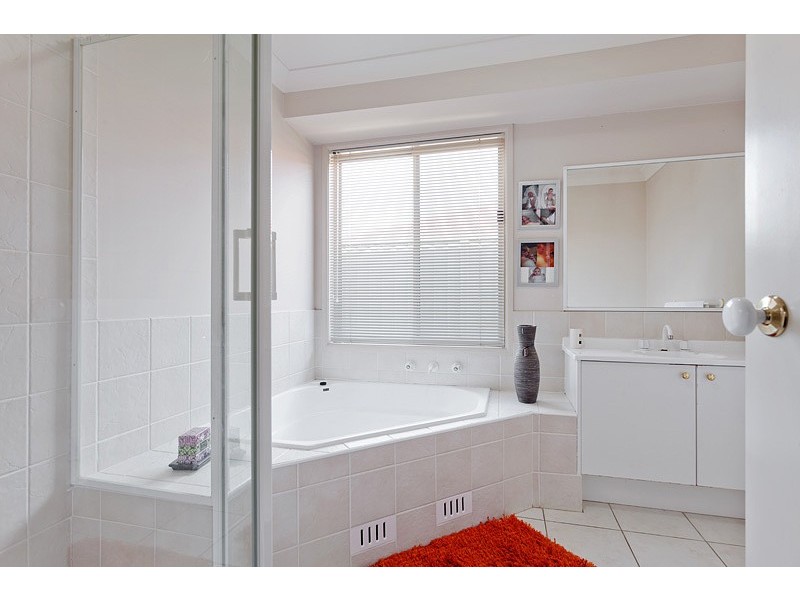 30 Kobina Ave, Glenmore Park NSW 2745