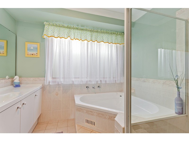 49 St Andrews Drive, Glenmore Park NSW 2745