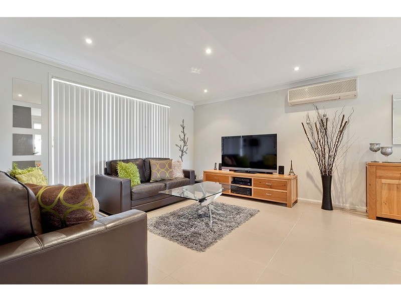 16 Wittama Drive, Glenmore Park NSW 2745