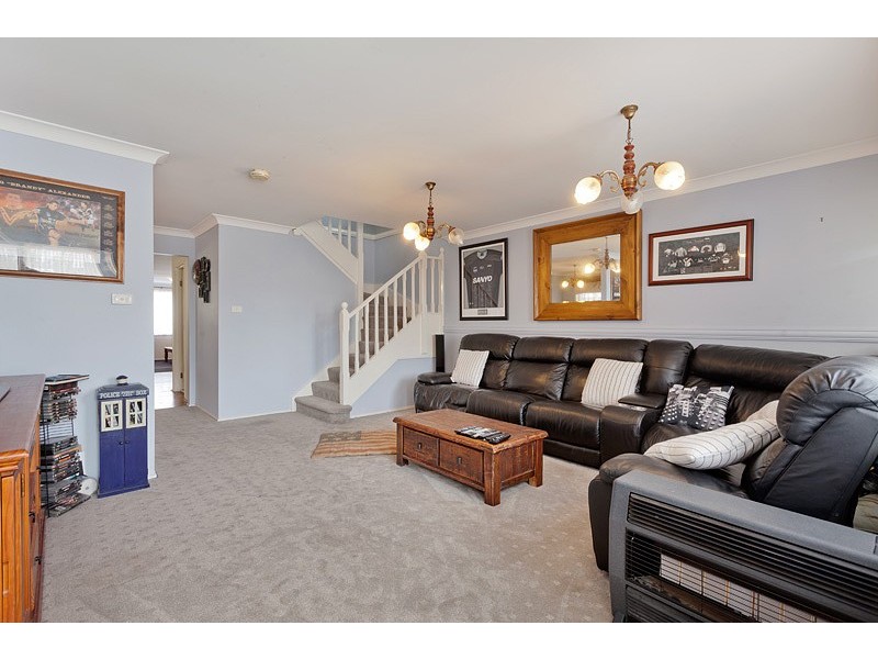 10 Mari Close, Glenmore Park NSW 2745