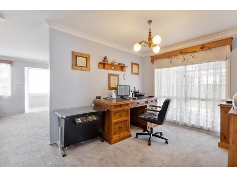 10 Mari Close, Glenmore Park NSW 2745