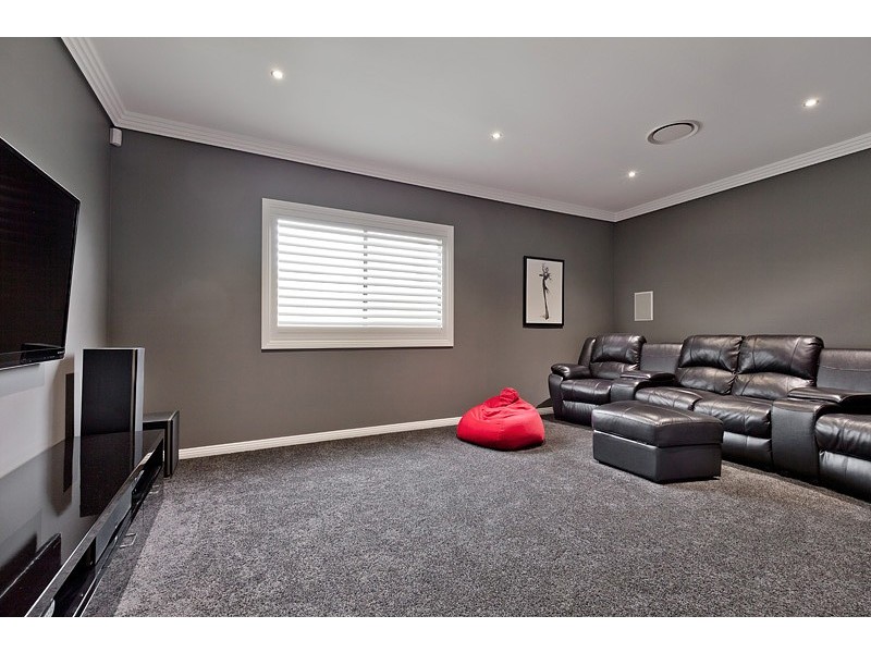 114 Ridgetop Drive, Glenmore Park NSW 2745