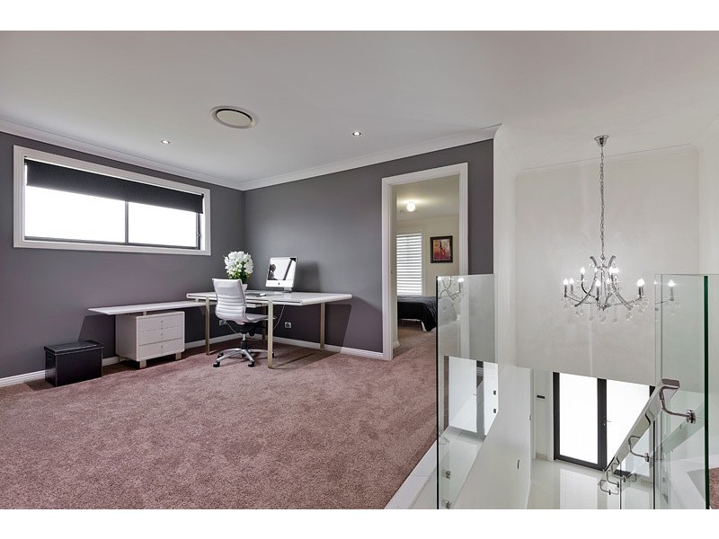 114 Ridgetop Drive, Glenmore Park NSW 2745