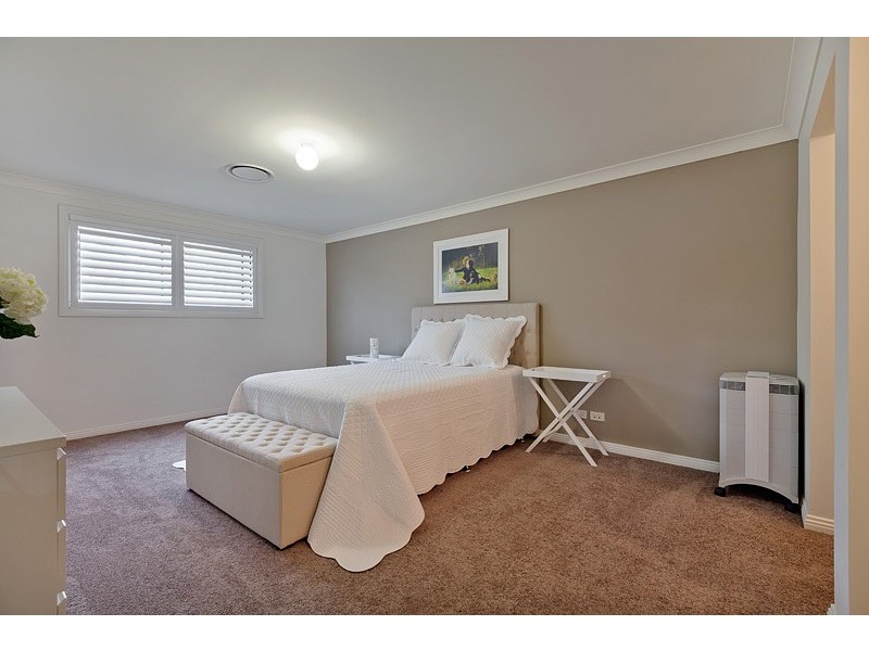 114 Ridgetop Drive, Glenmore Park NSW 2745