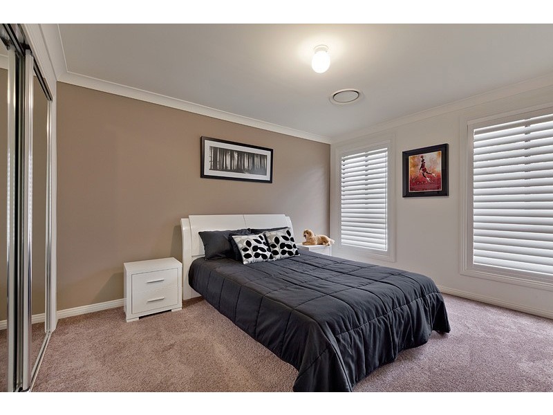 114 Ridgetop Drive, Glenmore Park NSW 2745