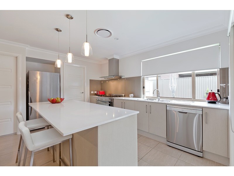 7 Risus Avenue, Glenmore Park NSW 2745