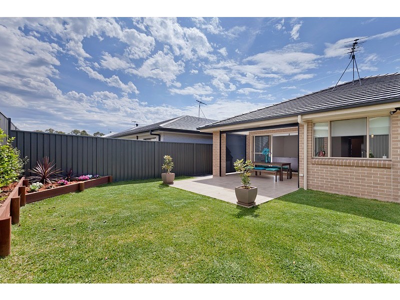 7 Risus Avenue, Glenmore Park NSW 2745