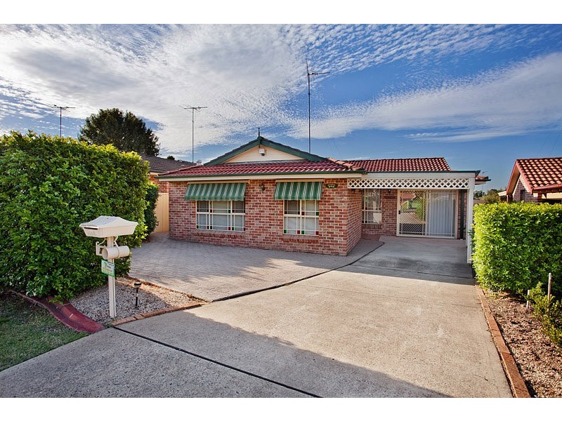 27 Kenneth Slessor Drive, Glenmore Park NSW 2745