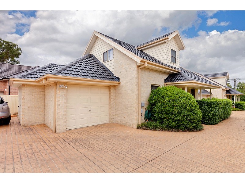 2/49 Barry Street, Cambridge Park NSW 2747