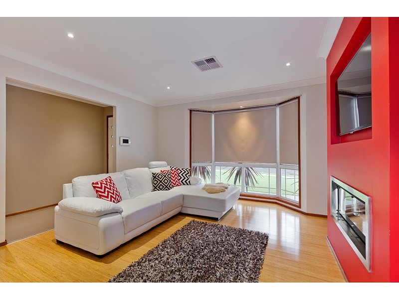 35 Marcus Clarke Cres, Glenmore Park NSW 2745