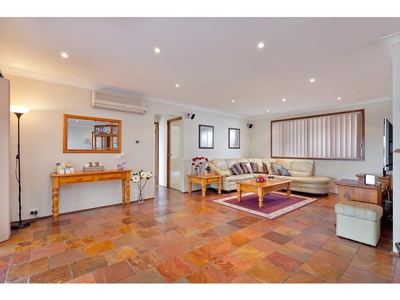 22 Budge Close, Glenmore Park NSW 2745