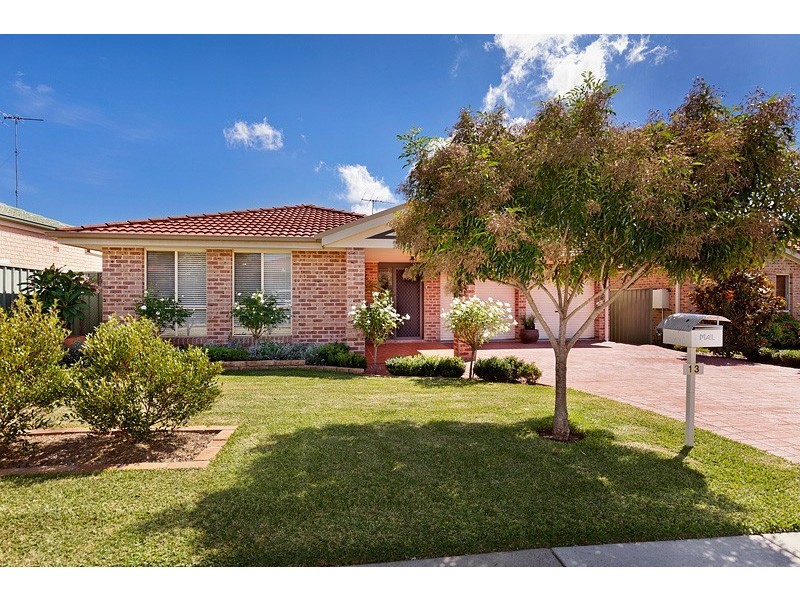 13 Kukundi Drive, Glenmore Park NSW 2745