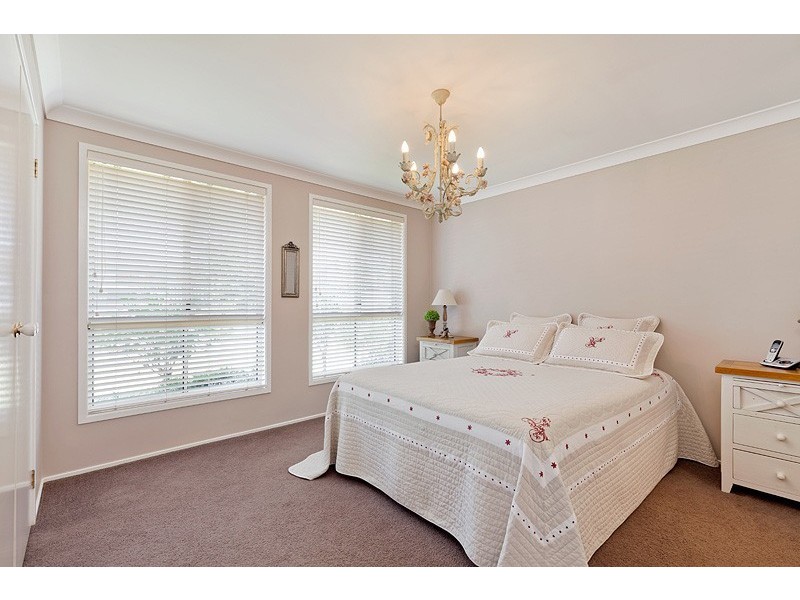 13 Kukundi Drive, Glenmore Park NSW 2745