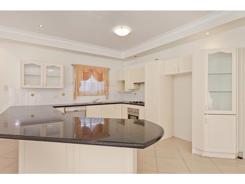 18 Lakewood Terrace, Glenmore Park NSW 2745