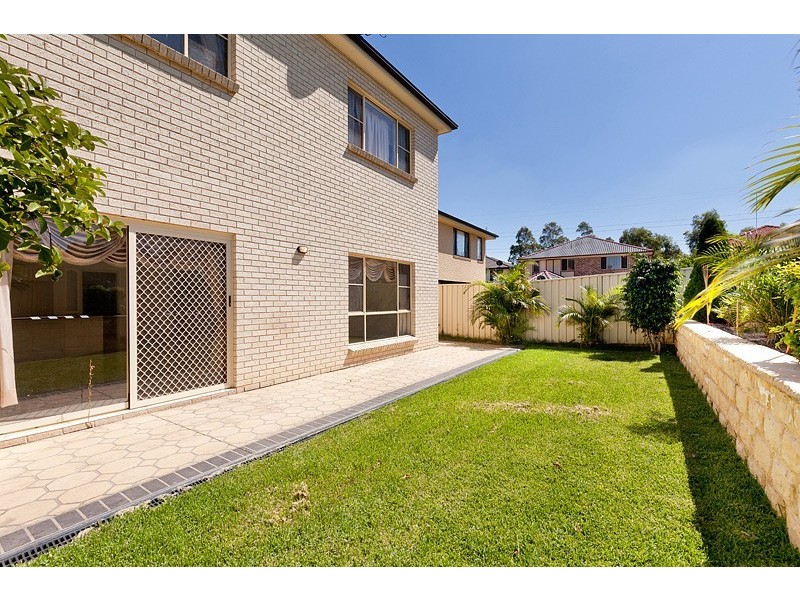 18 Lakewood Terrace, Glenmore Park NSW 2745