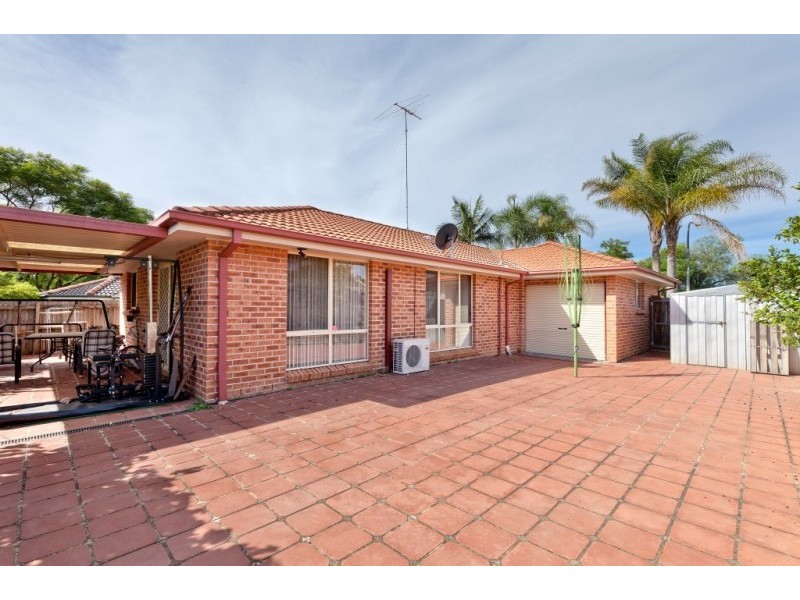 16 Silvereye Close, Glenmore Park NSW 2745