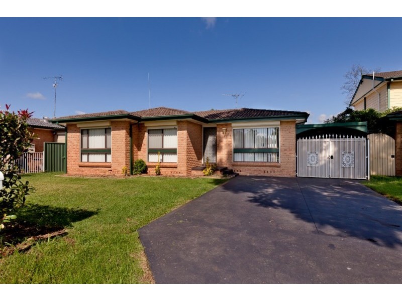 35 Grand Flaneur Ave, Richmond NSW 2753