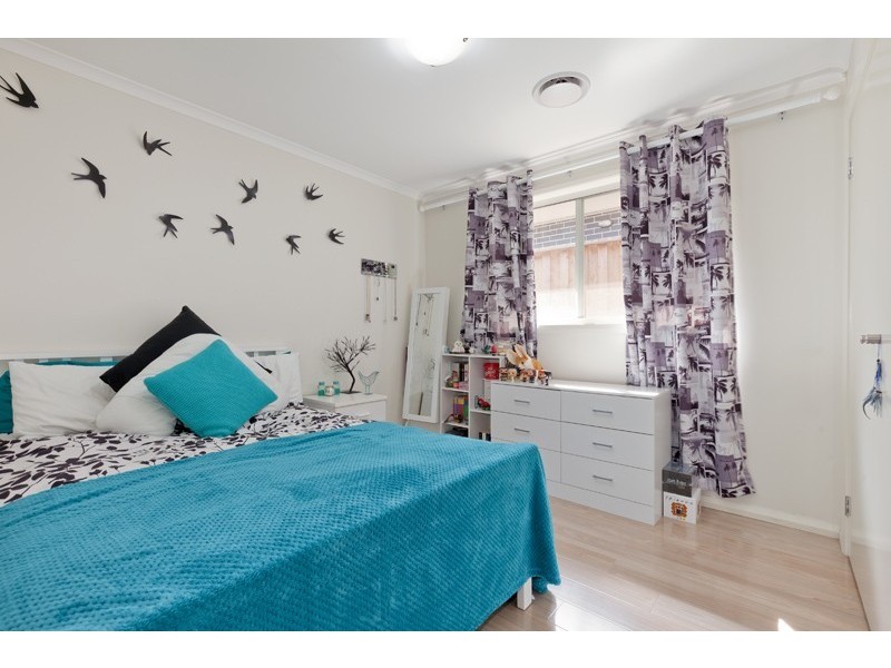 9 Sunrise Terrace, Glenmore Park NSW 2745