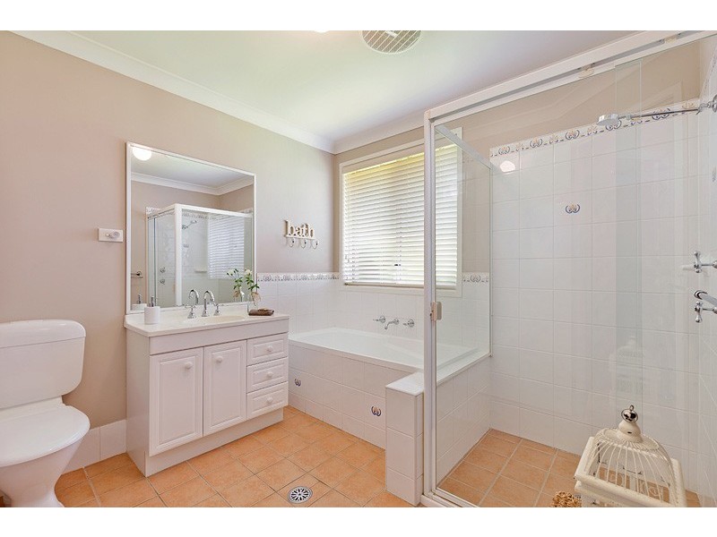 13 Kukundi Drive, Glenmore Park NSW 2745