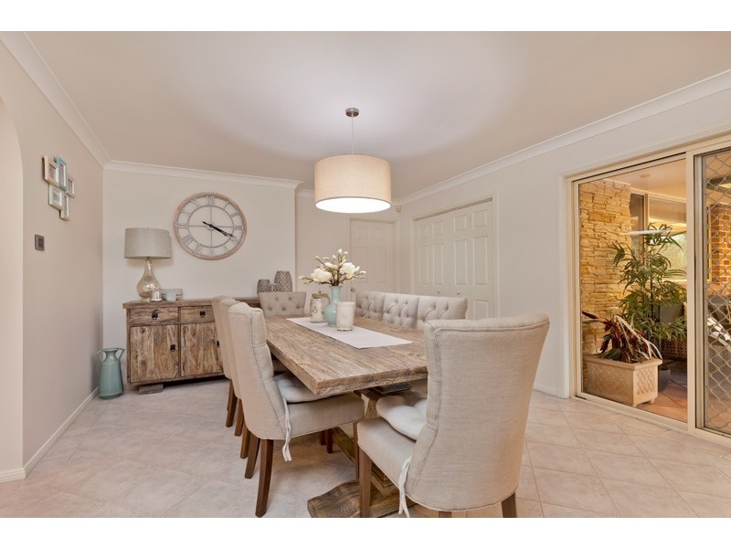 5 Marie Pitt Place, Glenmore Park NSW 2745