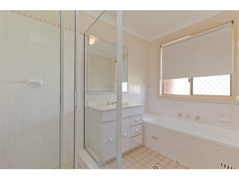 25 Ferntree Close, Glenmore Park NSW 2745