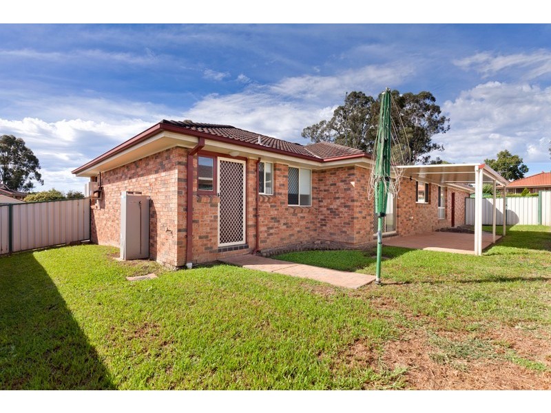 25 Ferntree Close, Glenmore Park NSW 2745
