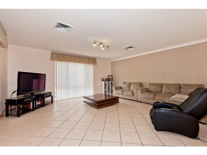 50 Shearwater Drive, Glenmore Park NSW 2745