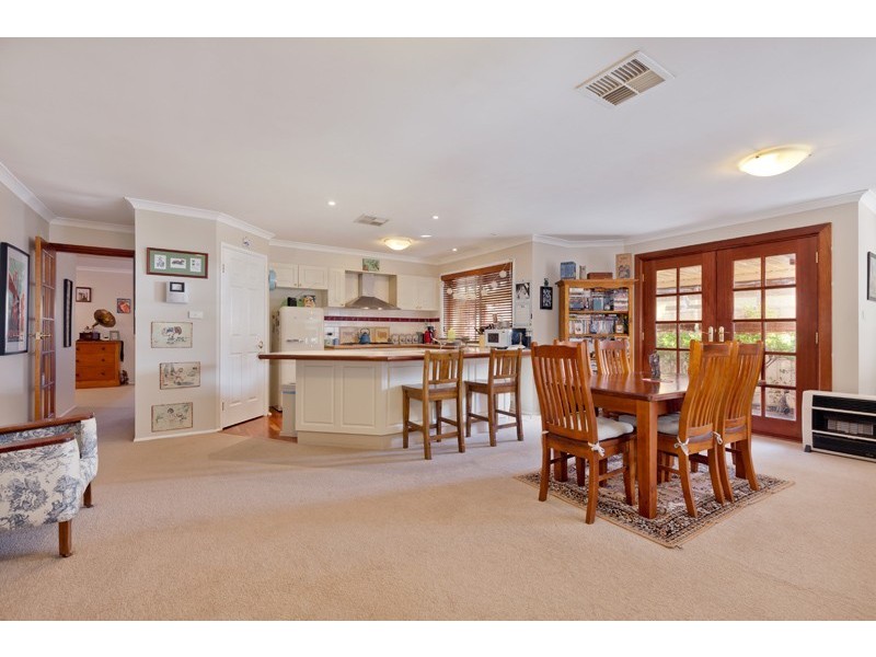 49 Waterford Way, Glenmore Park NSW 2745