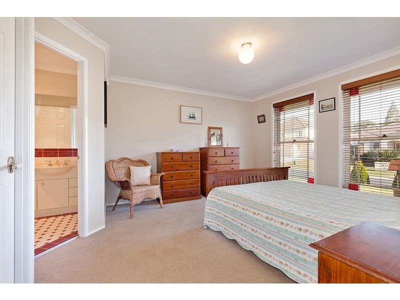 49 Waterford Way, Glenmore Park NSW 2745