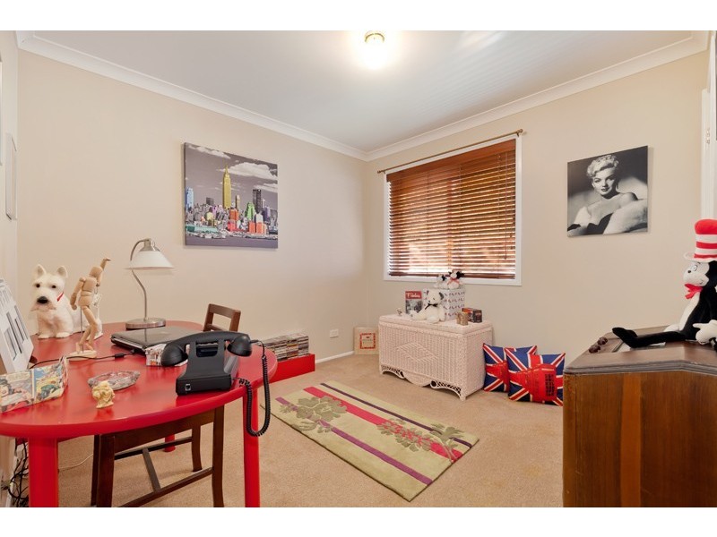 49 Waterford Way, Glenmore Park NSW 2745