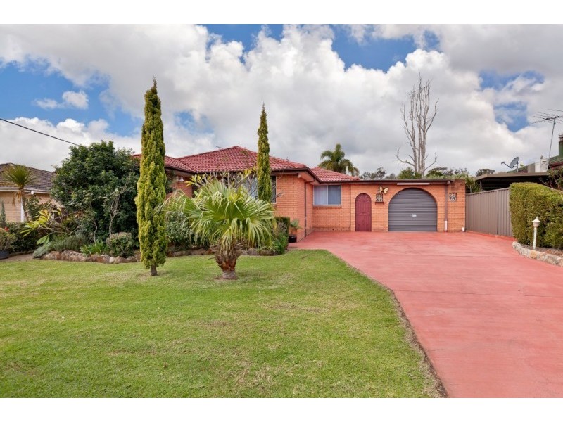 3 Melita Road, Cambridge Park NSW 2747