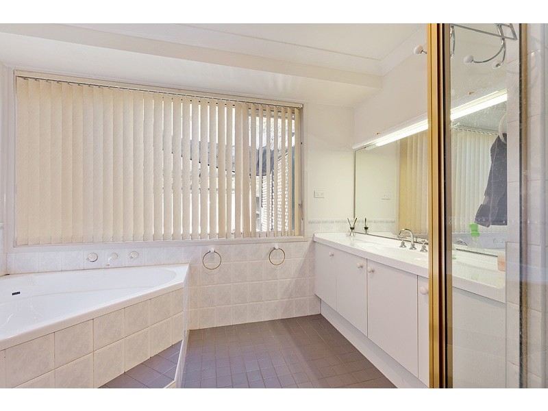 7 Harriett Close, Glenmore Park NSW 2745