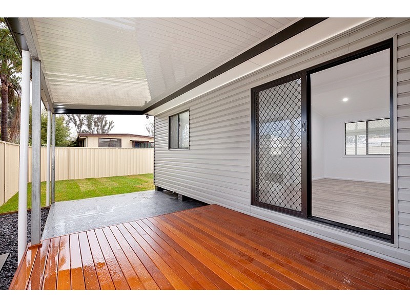 2/1a Newport Street, Cambridge Park NSW 2747