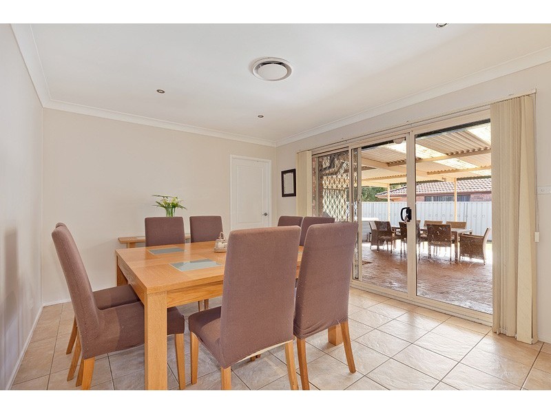 7 Harriett Close, Glenmore Park NSW 2745