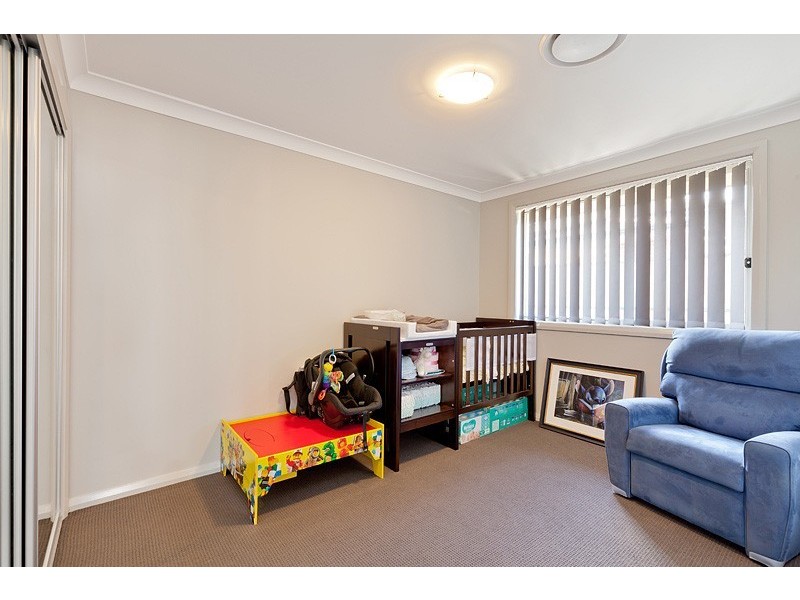 27 James Riley Drive, Glenmore Park NSW 2745