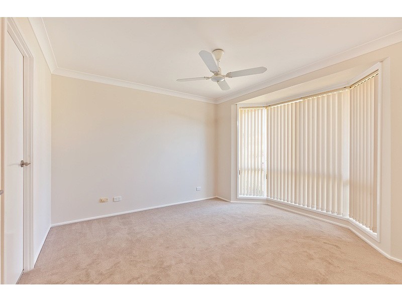 27 Aberdeen Circuit, Glenmore Park NSW 2745