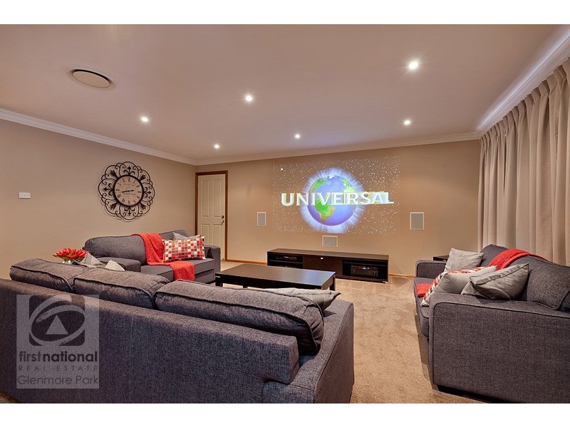 51 Lady Jamison Drive, Glenmore Park NSW 2745