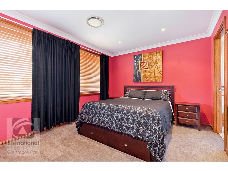 51 Lady Jamison Drive, Glenmore Park NSW 2745