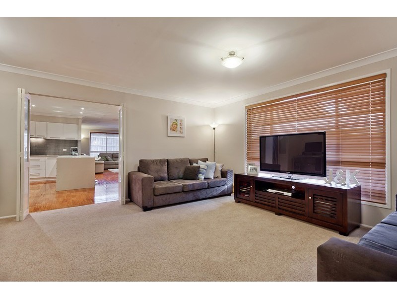32 Monarch Circuit, Glenmore Park NSW 2745