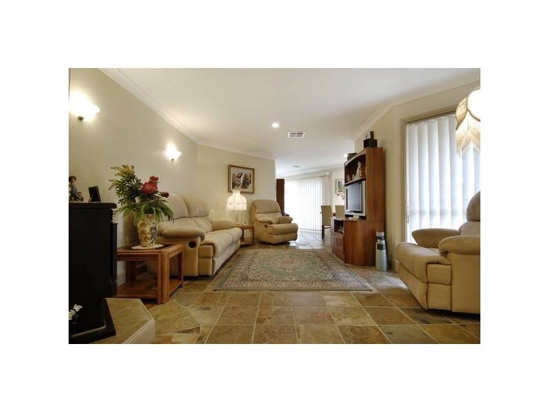 38 Wari Ave, Glenmore Park NSW 2745