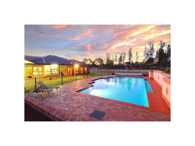 56 South Street, Glenmore Park NSW 2745