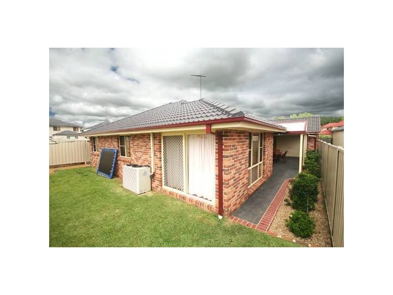 49 Waterford Way, Glenmore Park NSW 2745