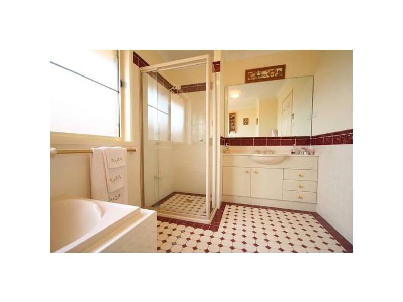 49 Waterford Way, Glenmore Park NSW 2745